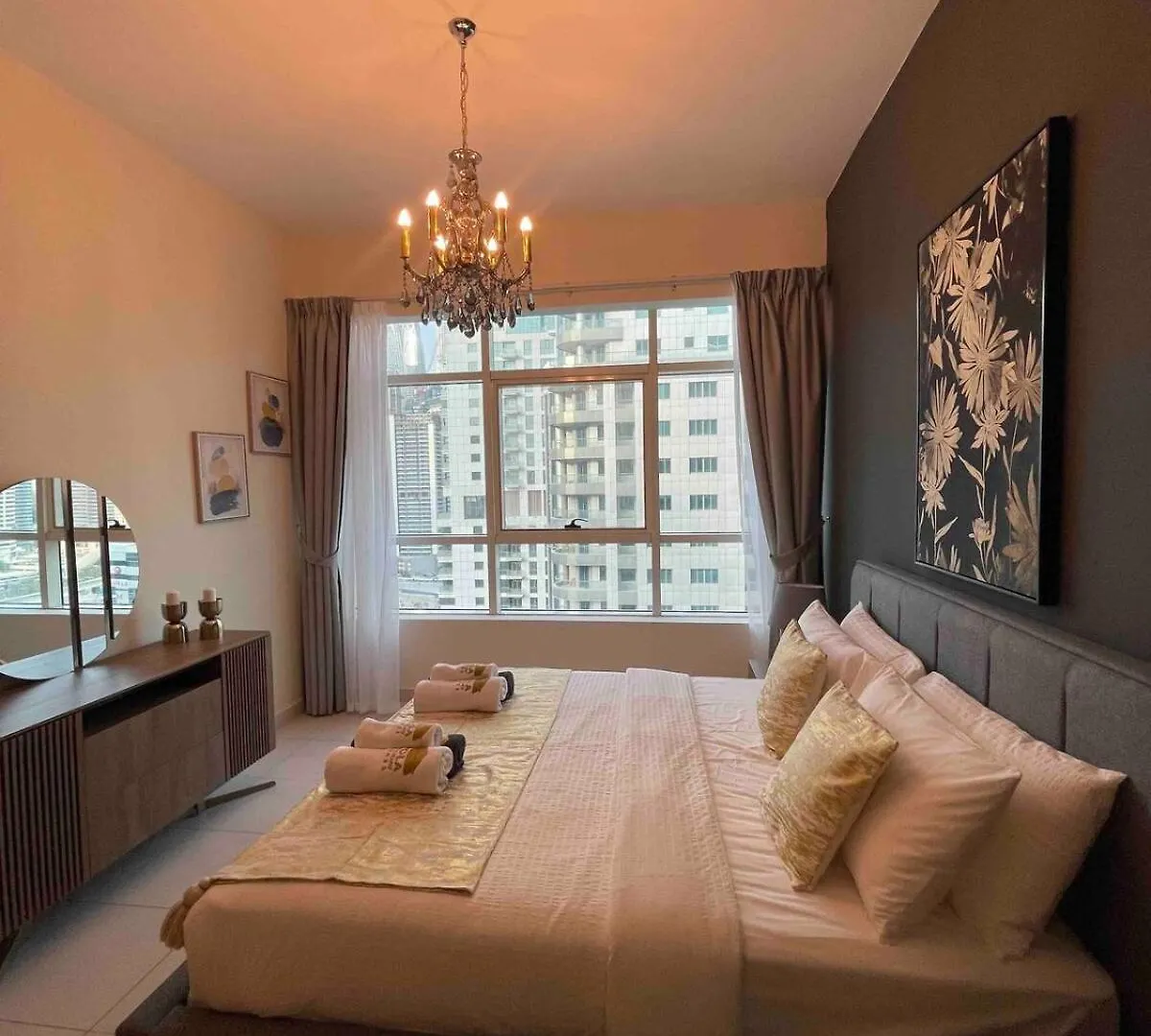 One Bedroom Apartment With Amazing Marina View Dubai