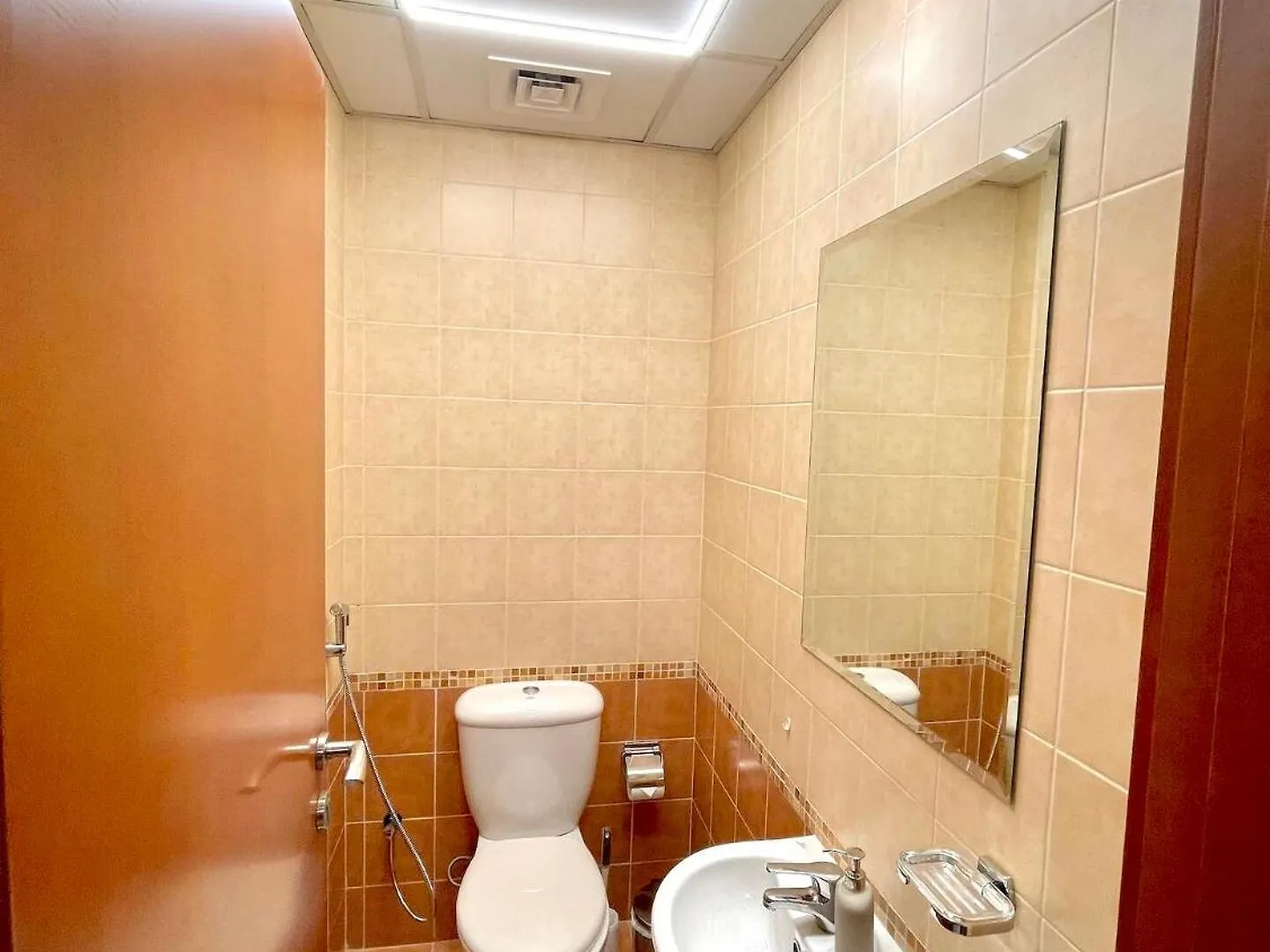 One Bedroom Apartment With Amazing Marina View Dubai