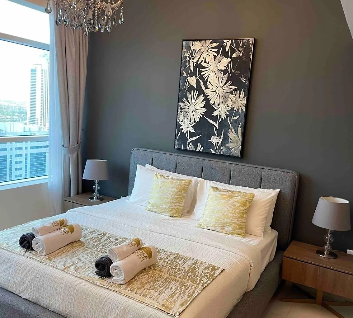 One Bedroom Apartment With Amazing Marina View Dubai
